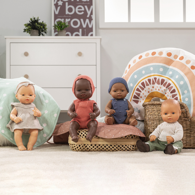 pol_pl_Lalka-dziewczynka-Europejka-32-cm-Miniland-Baby-617_2.jpg