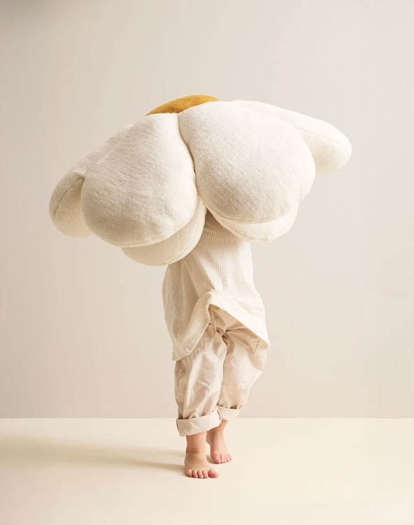 Kid's Concept - Poduszka na podłogę kwiatek, biały