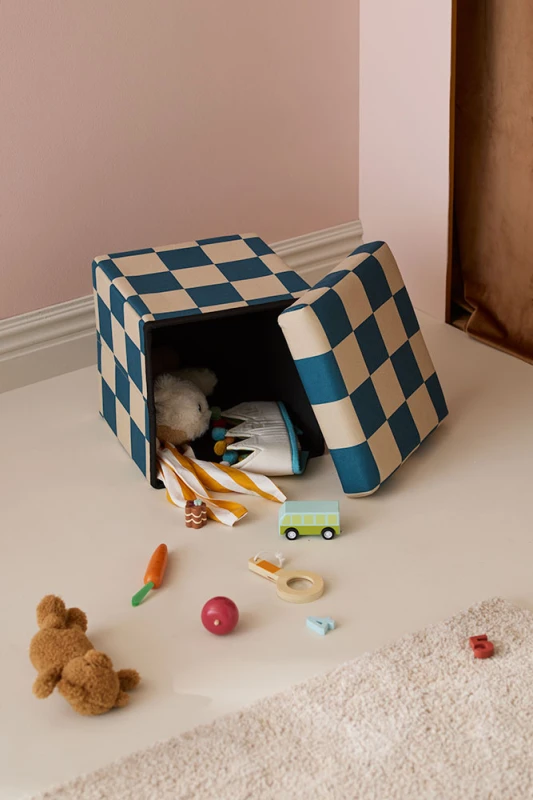 Pufa ze schowkiem w szachownicę 30 cm Check teal Kid's Concept