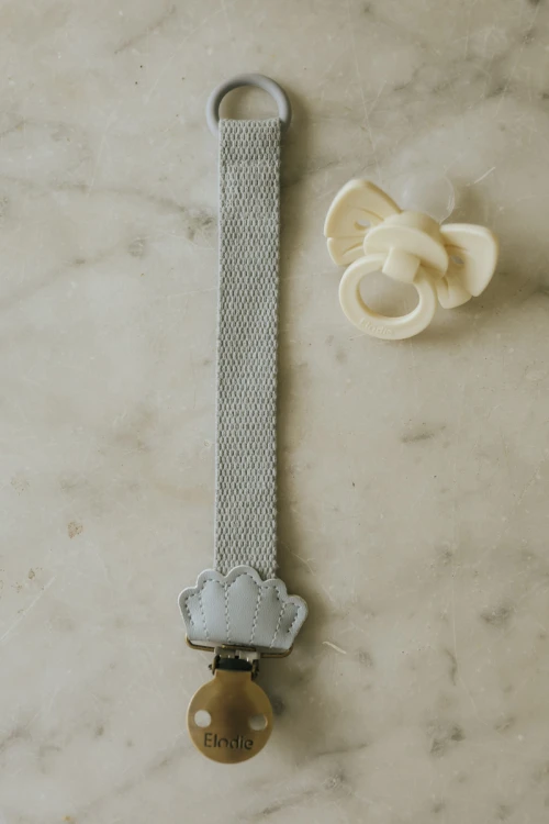 Elodie Details - smoczek silikonowy Binky Bow - 0-6m, oat white