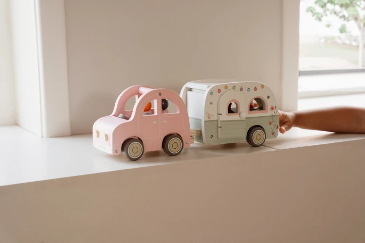 toy-car-with-caravan-ld8022-7 - Large.jpg