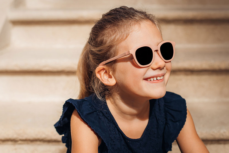 Okulary przeciwsłoneczne dla dzieci 4-6 lat Sunny Blush Beaba