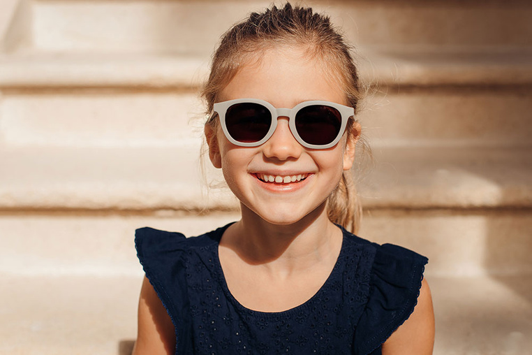 Okulary przeciwsłoneczne dla dzieci 4-6 lat Sunny Velvet grey Beaba