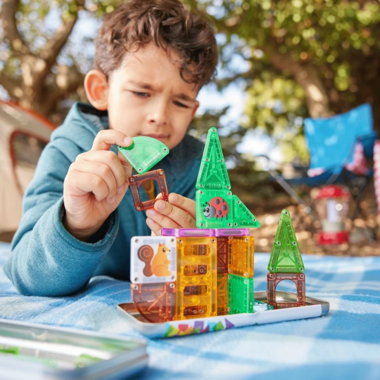 pol_pl_MAGNA-TILES-R-Klocki-Magnetyczne-microMAGS-Treehouse-Travel-24-el-1664_7.jpg
