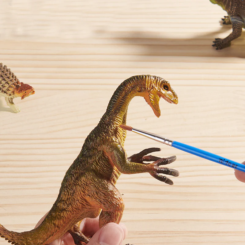 Zestaw 24 figurek dinozaurów w zestawie z przenośnym pudełkiem mideer