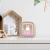 Budzik-z-lampka-Billy-Jasnorozowy-EDYCJA-LIMITOWANA_5B118535D_1200.webp
