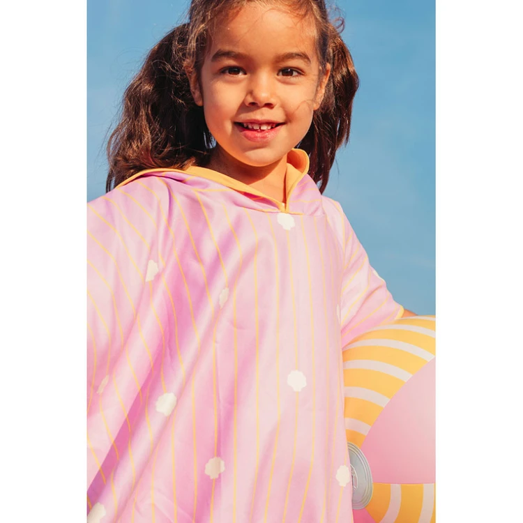 pol_pl_QUUT-Dwustronne-poncho-kapielowe-dla-dzieci-Banana-Pink-14389_7.jpg