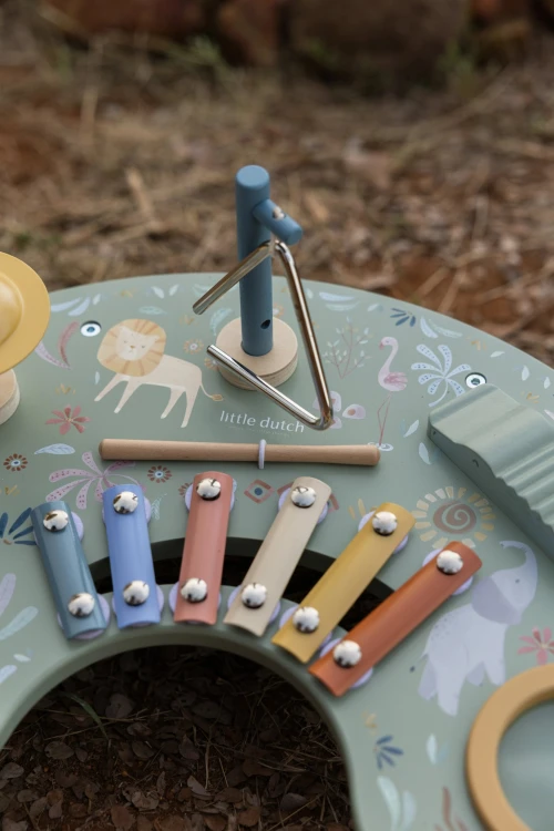 music-table-safari-friends-LD7478-3 - Large1.jpg