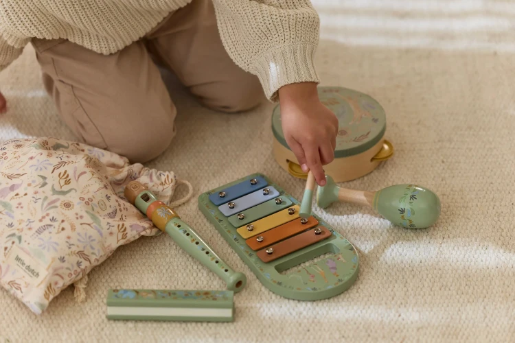 music-set-green-safari-friends-LD7473-1 - Large.jpg