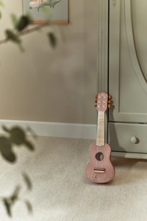 wooden-guitar-pink-safari-friends-LD7471-1 - Large.jpg