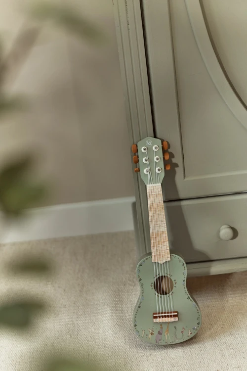 wooden-guitar-green-safari-friends-LD7470-1 - Large1.jpg