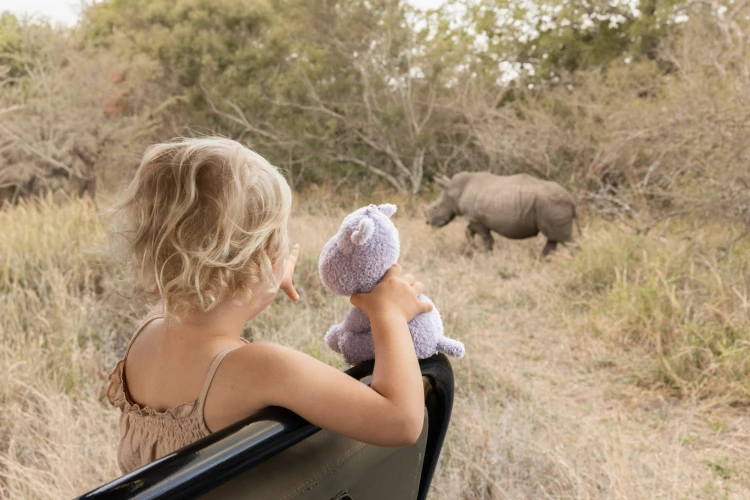 cuddle-hippo-grey-LD8361-10 - Large.jpg