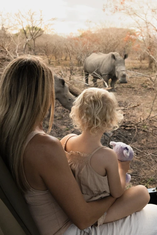cuddle-hippo-grey-LD8361-11 - Large.jpg