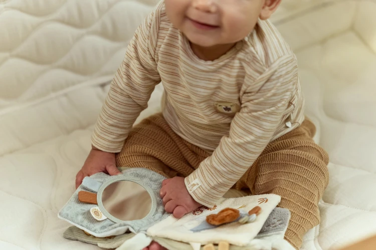 stroller-booklet-LD8319-4 - Large.jpg
