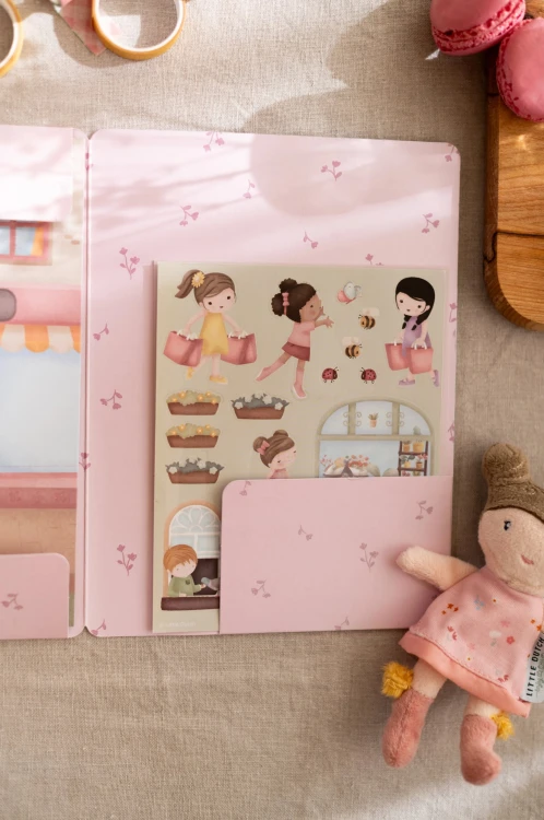 rosa’s-shopping-stickerstory-126763-17 - Large.jpg