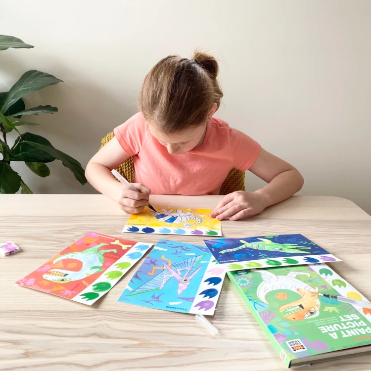 ASD-14-031_Paint_Picture_Lifestyle (2).png