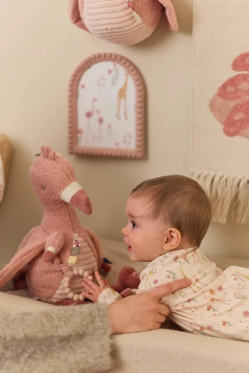 activity-cuddle-flamingo-pink-LD8318-2 - Large2.jpg