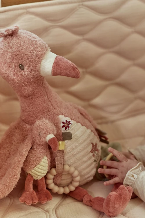 activity-cuddle-flamingo-pink-LD8318-1 - Large.jpg