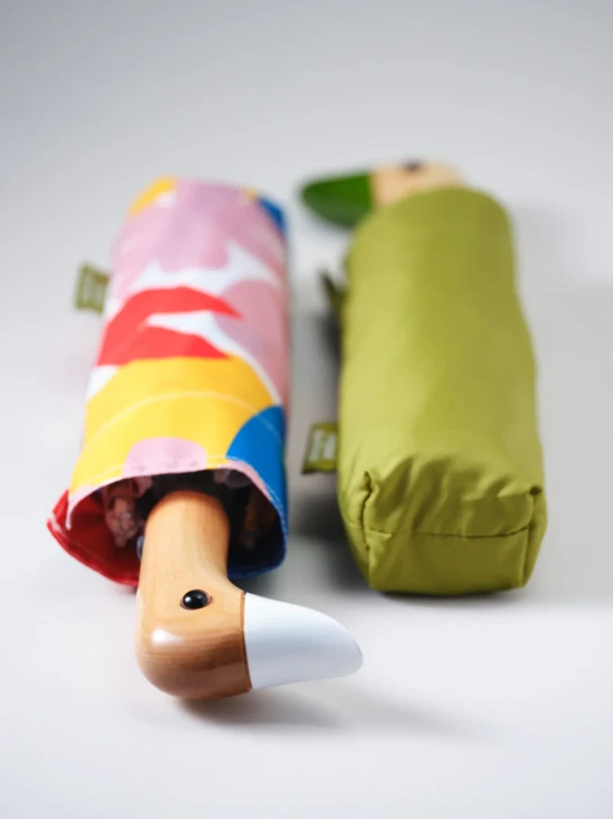original-duckhead-duck-umbrella-default-title-matisse-print-eco-friendly-compact-duck-umbrella-72316508045690-scaled.webp