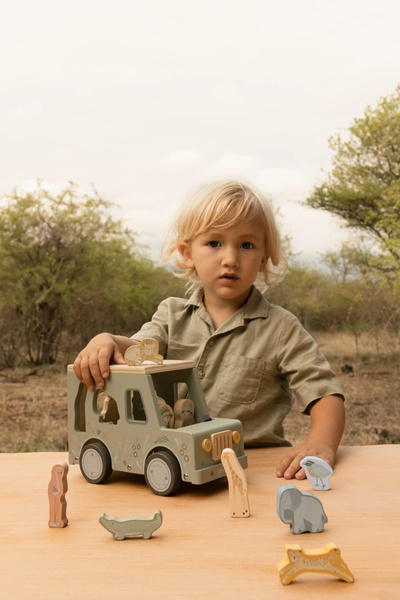 pol_pl_Little-Dutch-Drewniany-samochod-sorter-Safari-Friends-FSC-6213_6.jpg
