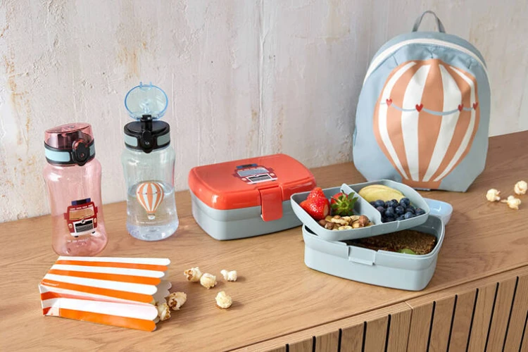 Zestaw na lunch Lunchbox + Tritanowa butelka - bidon 460 ml Tiny Drivers Balon Lassig