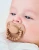smoczek-pozycjonujacy-milk-hazelnut-luu-kids (6).webp