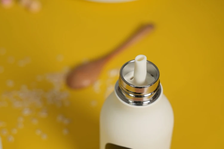 Butelka termiczna ze słomką Bestie Krowa 460 ml Asobu