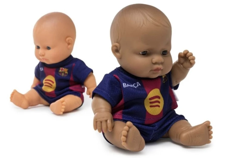 lalka-fc-barcelona-chlopiec-latynos-21-cm_29989_2.jpg