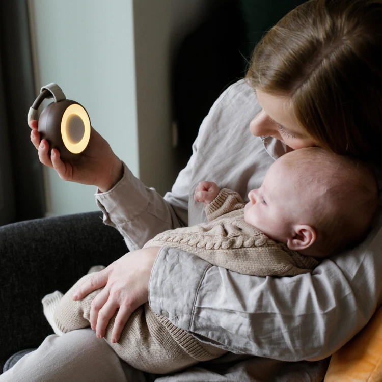 CocoNap W1 odtwarzacz MP3 i lampka do karmienia kokos Alilo