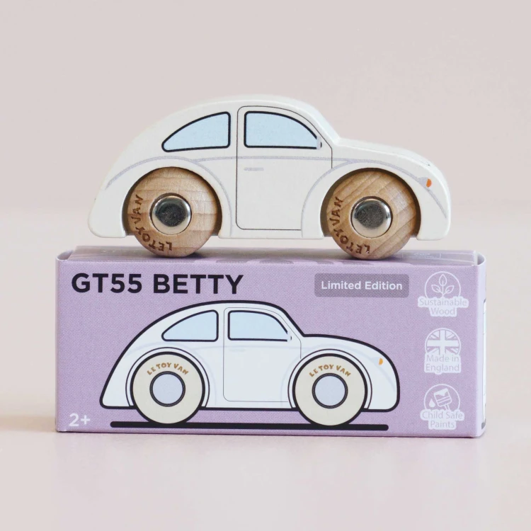 Kolekcjonerski samochodzik GT55 Betty osobowe drewniane auto Le Toy Van