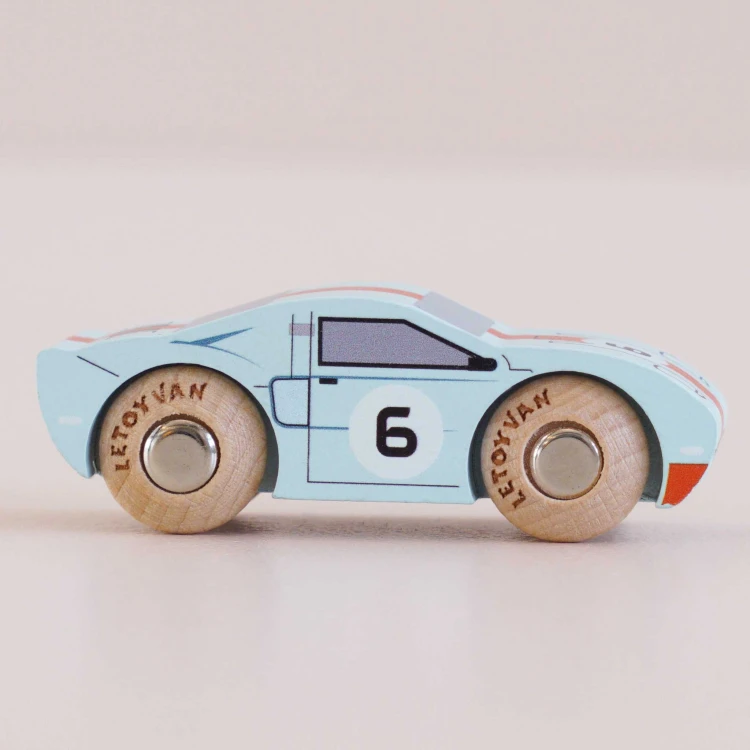 Kolekcjonerski samochodzik GT145 Fred wyścigowe drewniane auto Le Toy Van