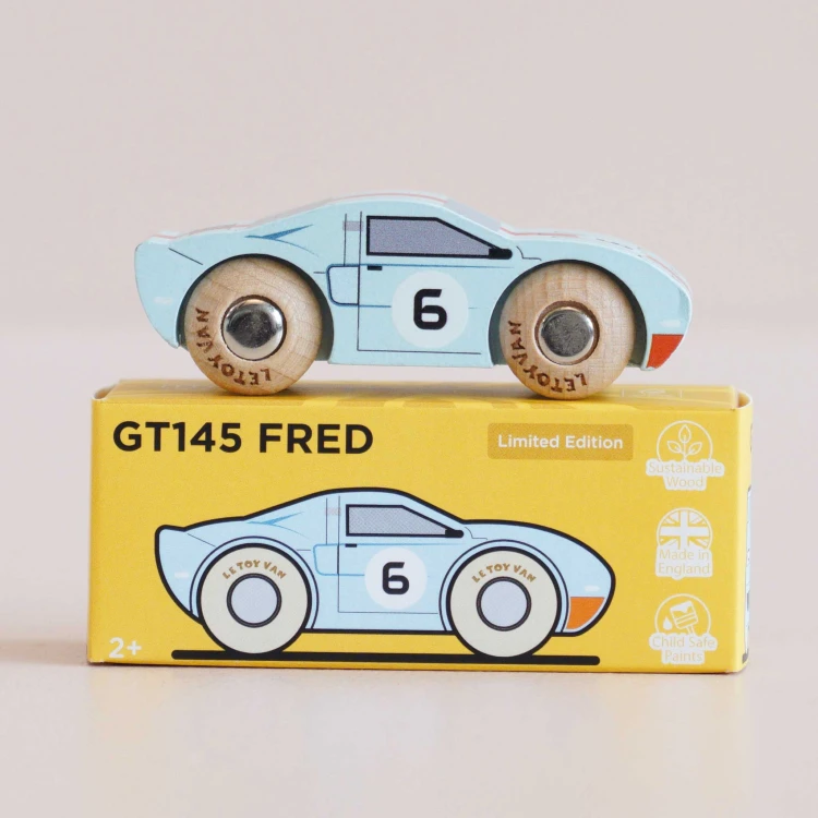 Kolekcjonerski samochodzik GT145 Fred wyścigowe drewniane auto Le Toy Van