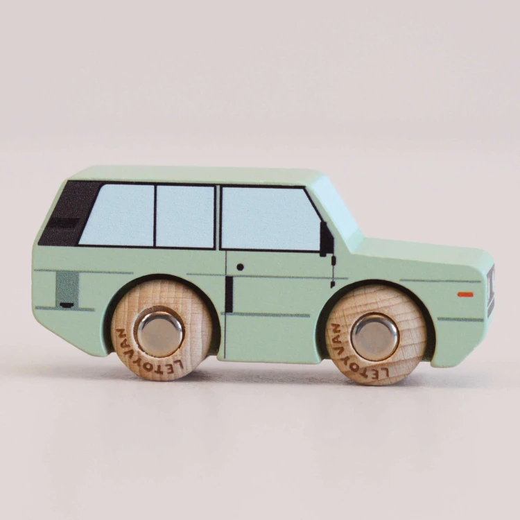 Kolekcjonerski samochodzik GT155 Rory kombi drewniane auto Le Toy Van