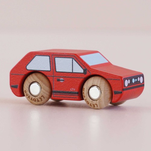 Kolekcjonerski samochodzik GT50 Gary osobowe drewniane auto Le Toy Van