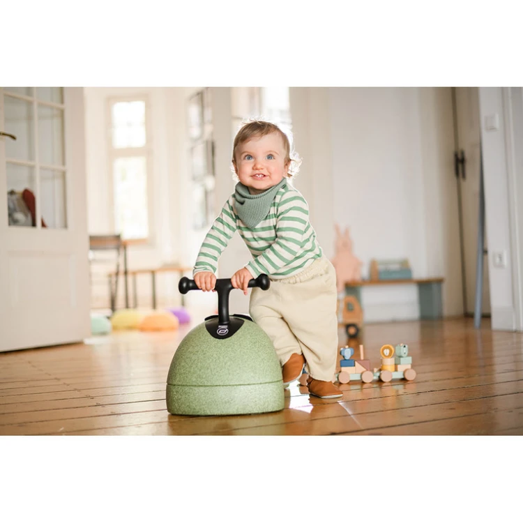 pol_pl_SCOOTANDRIDE-My-First-Ewolucyjny-jezdzik-pchacz-3w1-6-m-Olive-10073_13.jpg