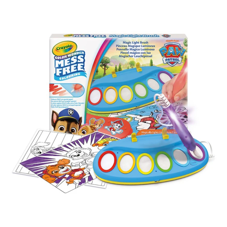 pol_pl_Crayola-Magiczny-pedzelek-do-malowania-swiatlem-Color-Wonder-Mess-Free-Psi-Patrol-3-15559_4.jpg