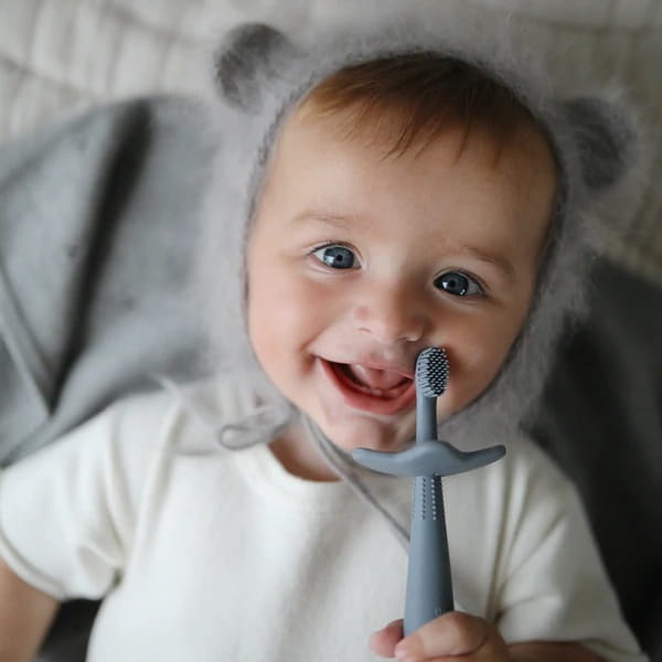 TOOTHBRUSH11.jpg