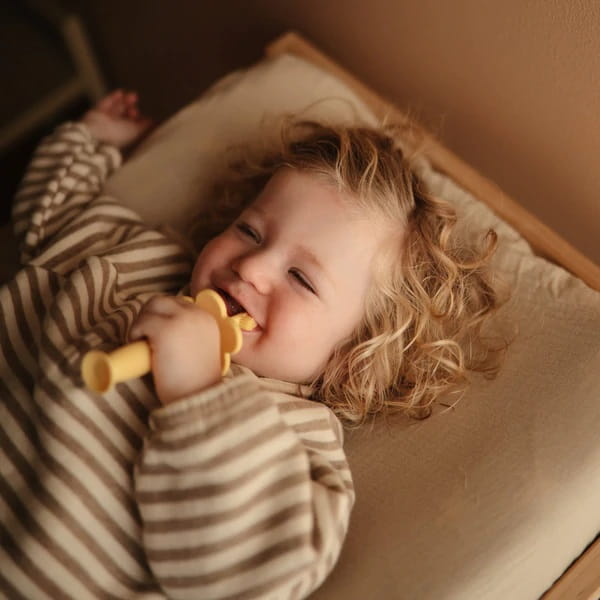 TOOTHBRUSH06.jpg