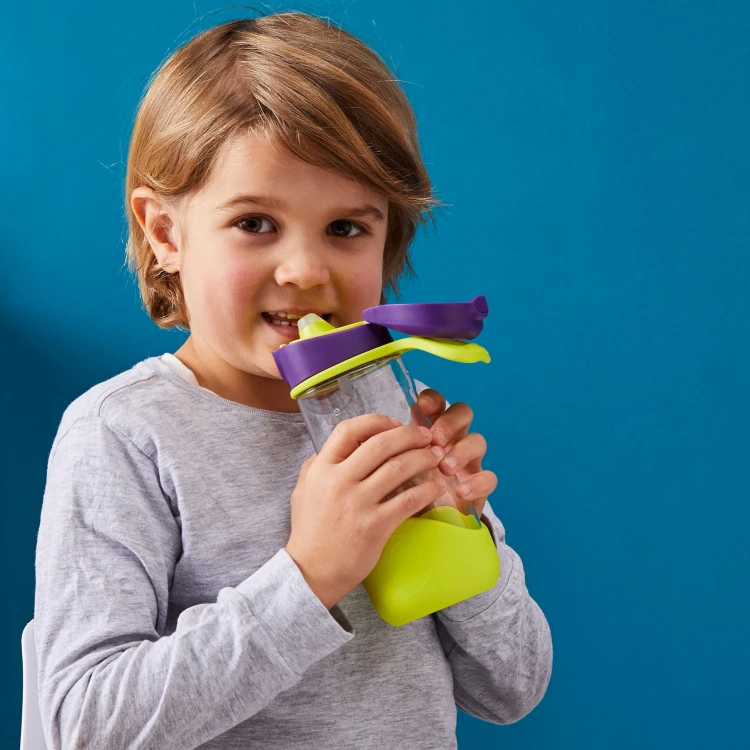 sport-spout-bottle_lifestyle_10.jpg