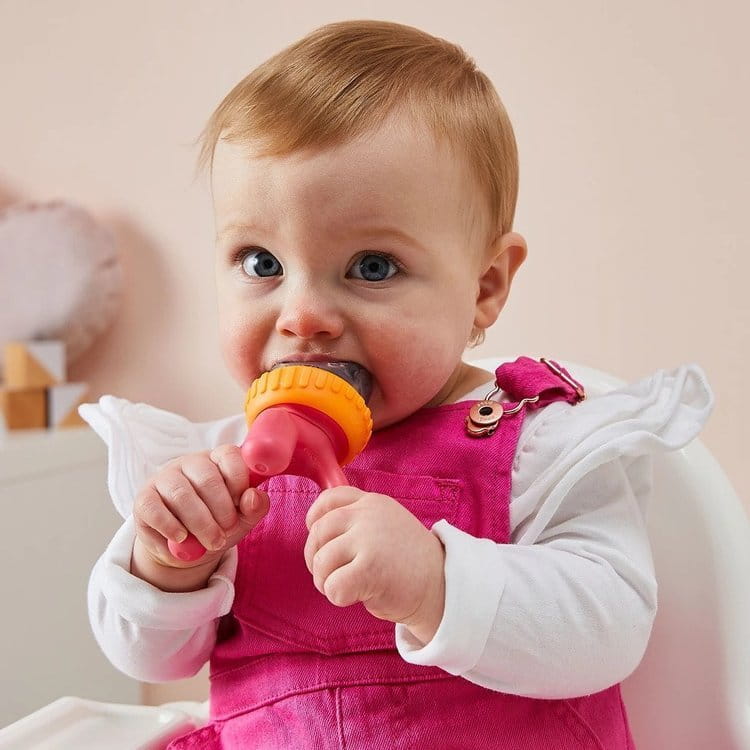 pol_pl_Gryzak-silikonowy-do-podawania-pokarmu-Strawberry-Shake-b-box-17465_5.jpg