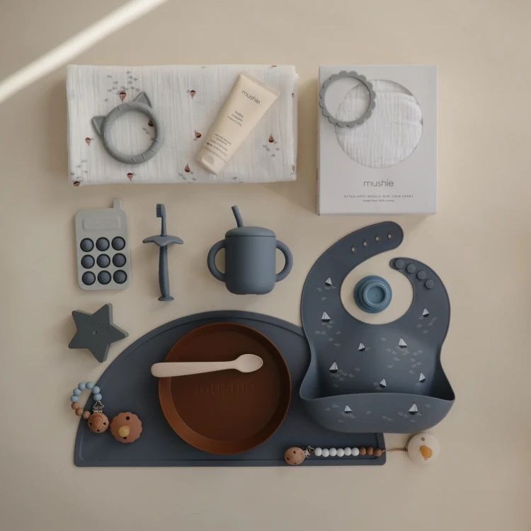 flat_lays_-45_98df0e4a-1d45-45a6-8fc7-2d7f56ef8a07_1368x_wynik.png