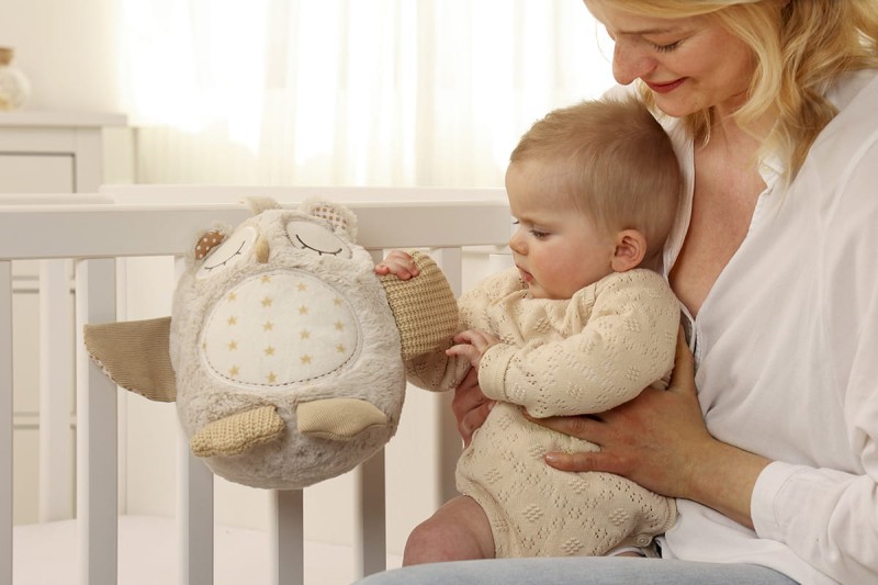 Szumiąca Sowa z czujnikiem dźwięku i pozytywką Nighty Owl Cloud B