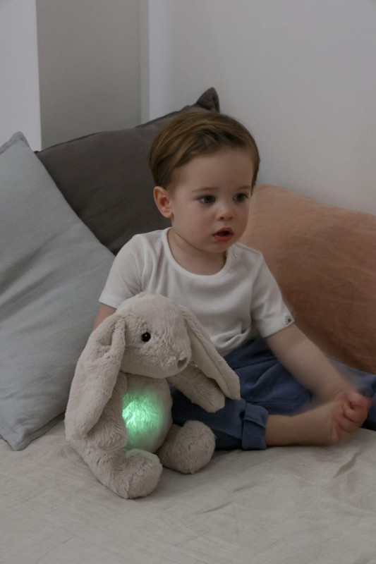 Szumiący Królik z czujnikiem ruchu i pozytywką Billy Bunny Cloud B