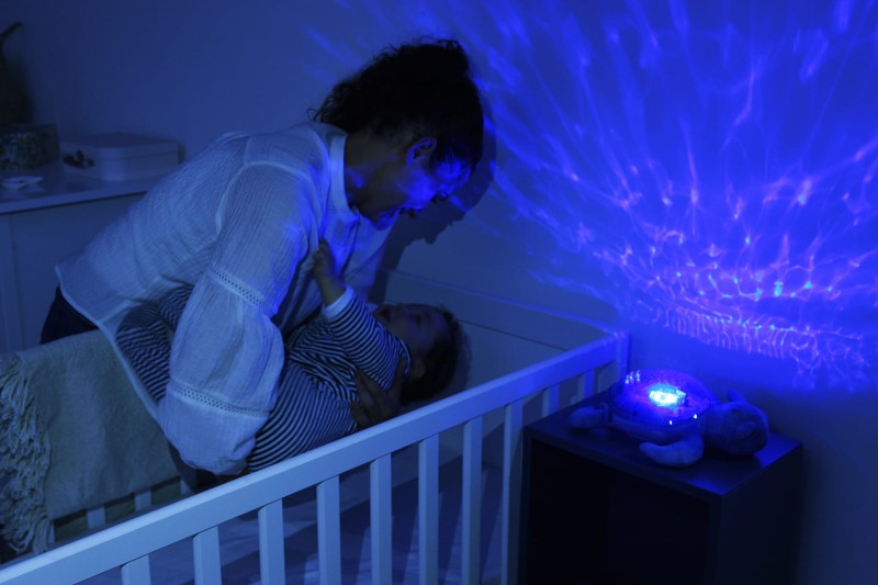 Lampka nocna z projekcją świetlną Żółw podwodny granatowy Tranquil Turtle Aqua Cloud B