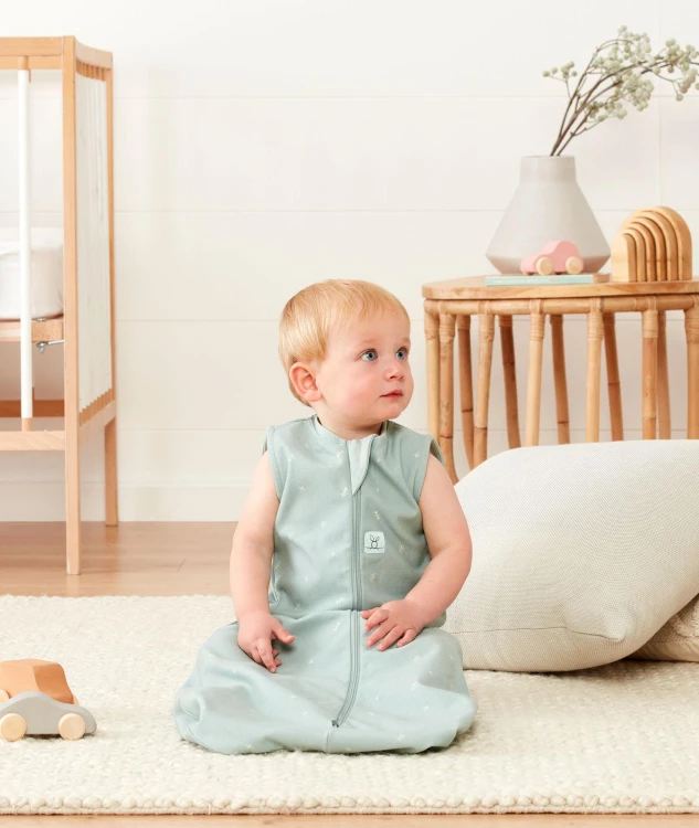 3. Jersey-Bag_1.0TOG_Sage_Sitting-1_web.jpg