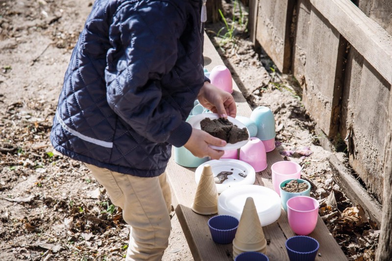  Zestaw do lodów z kolorowanką THORBJORN Dantoy