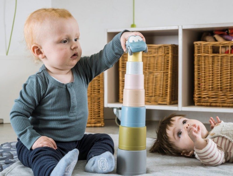 Wieża z kubków BIO TINY 6+ m-cy Dantoy