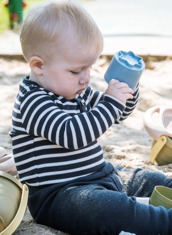 Wieża z kubków BIO TINY 6+ m-cy Dantoy