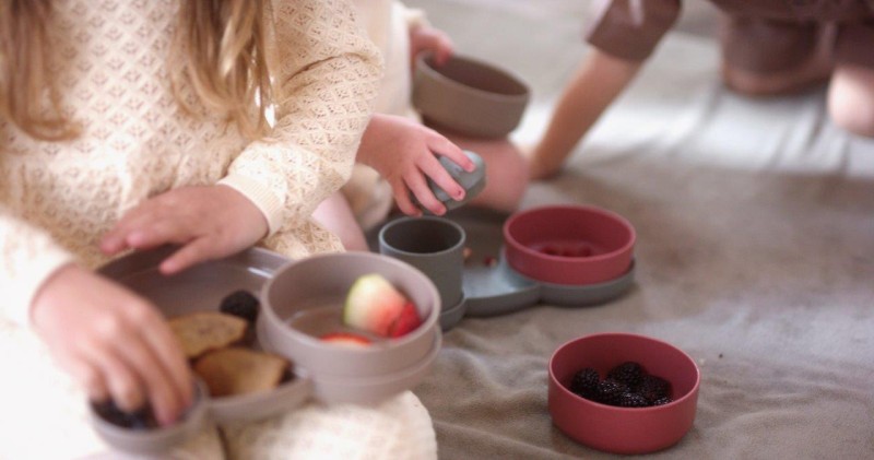 Miska dla dzieci TINY BIObased 2 szt Mocca/Olive Dantoy
