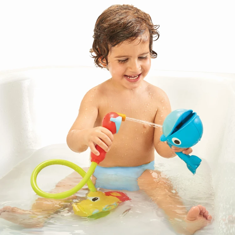 submarine spray whale 4.jpg